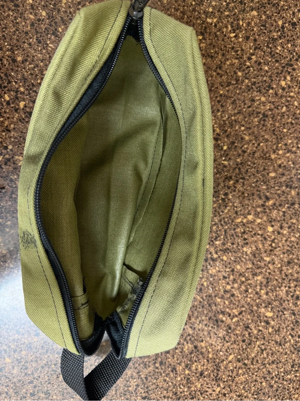 U.S. Army Olive Green Tactical Pouch